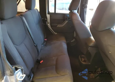 2013 Jeep Wrangler Unlimited Sport z USA, uszkodzony, nr VIN 1C4BJWDG4DL630009